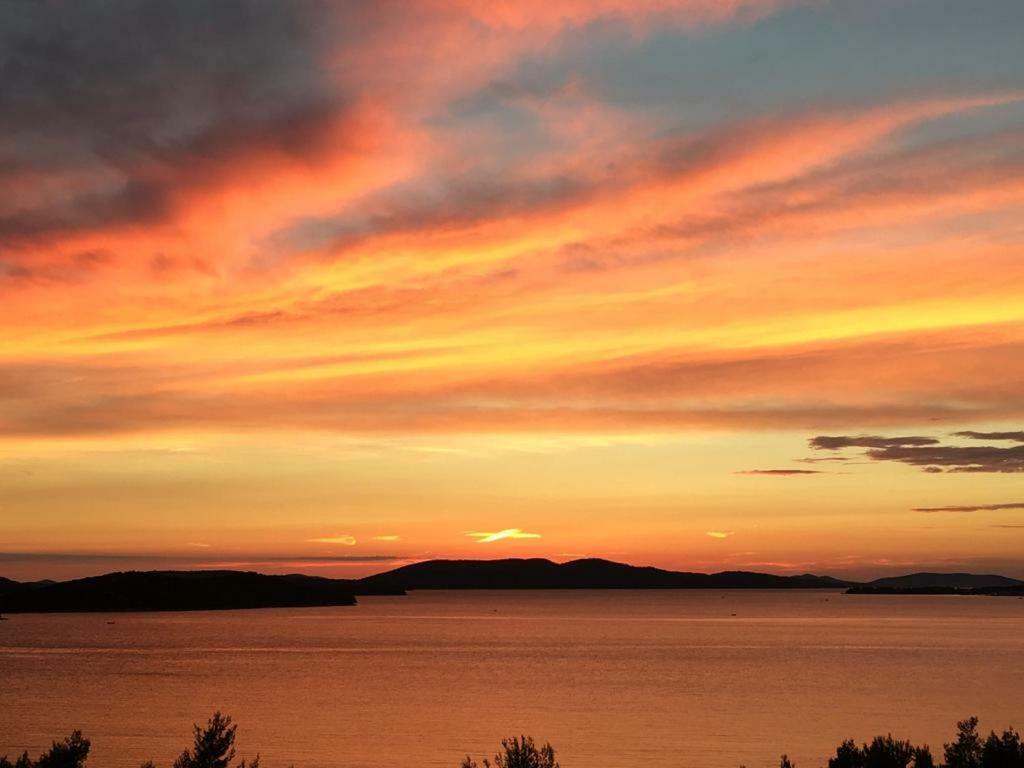 Deny Lägenhet Zaboric Exteriör bild