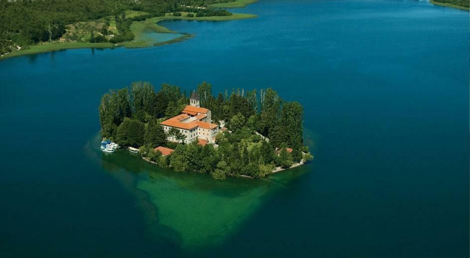 Deny Lägenhet Zaboric Exteriör bild